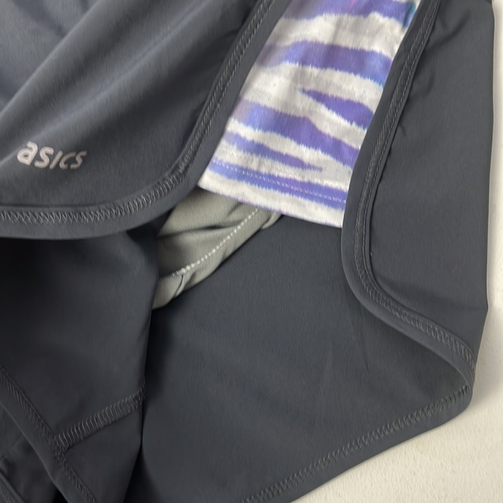 ASICS Running Shorts - Picture 3 of 10